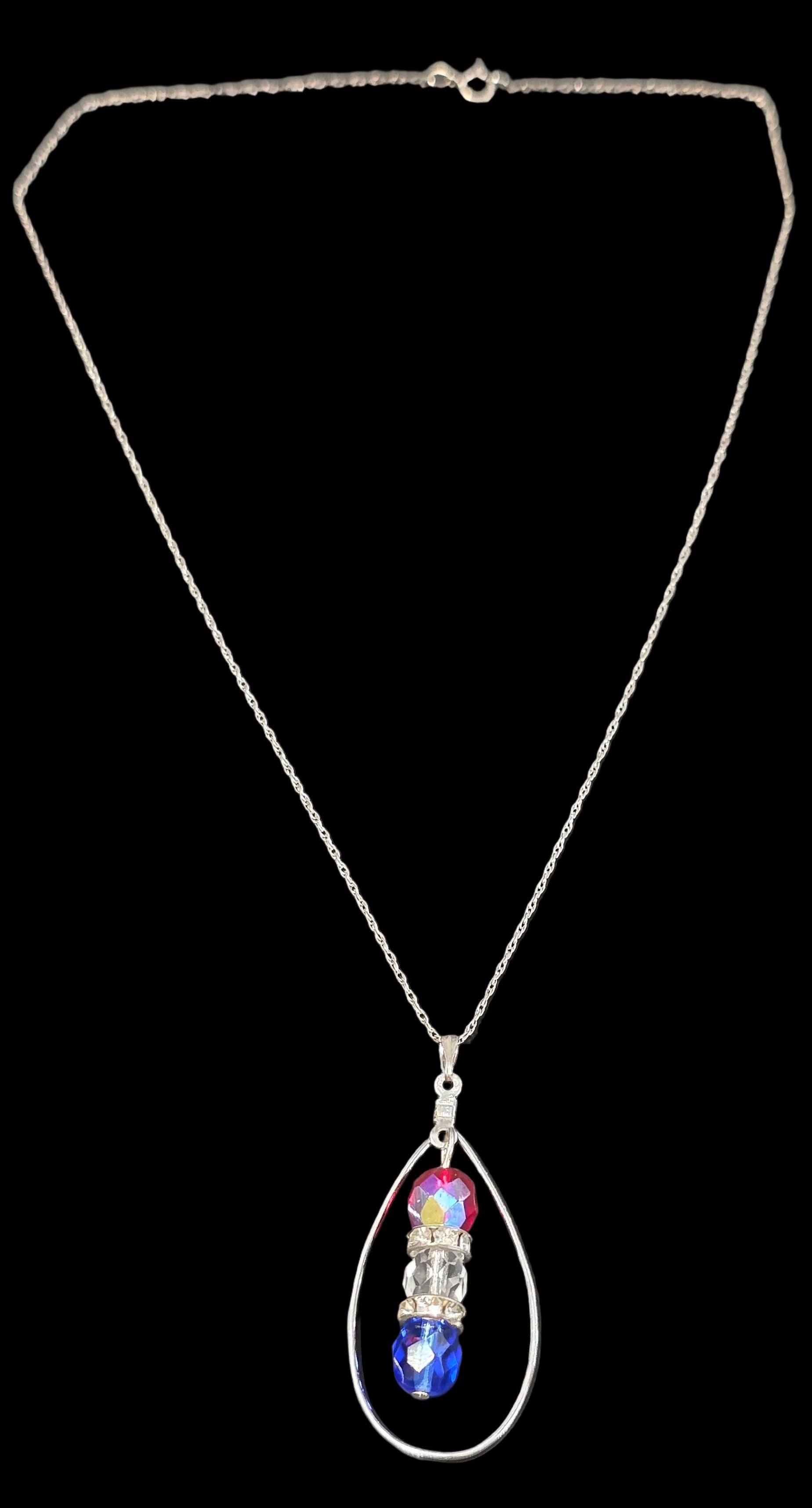 Elegant 3 piece indepence set tear drop silhouette