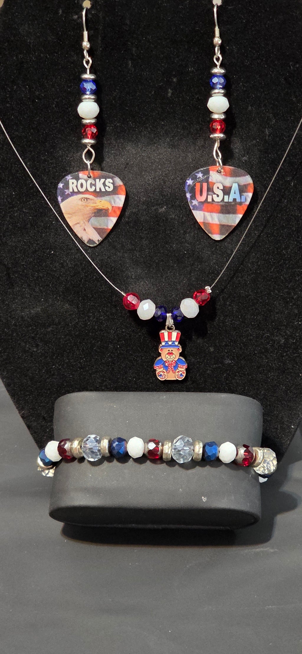 Independance day 3 piece set (Holographic image)