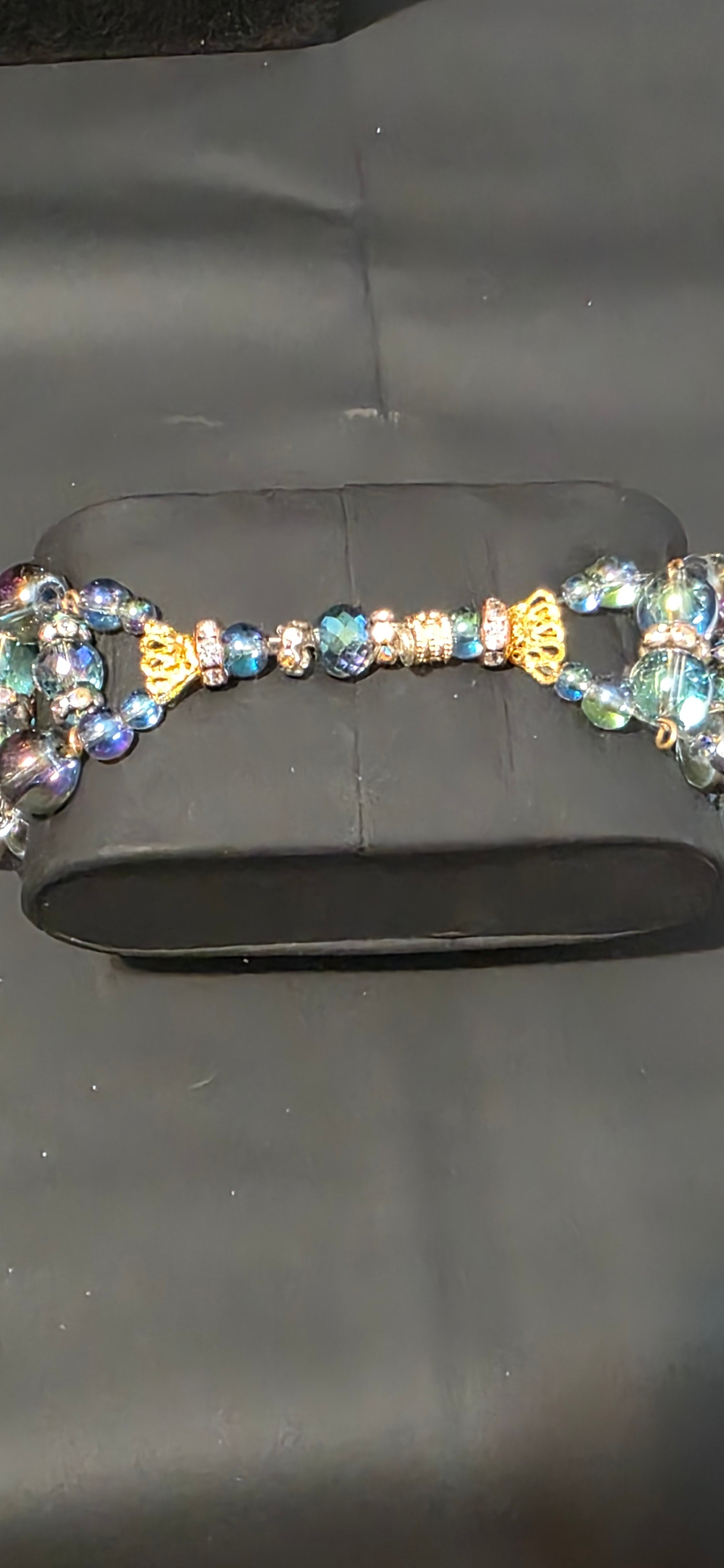 Chunky glass bead bracelet  with gold accents