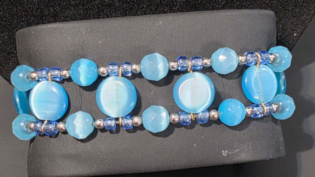 Sky blue glass bead bracelet